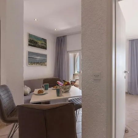 Apartamento With Sea View 04 Premantura